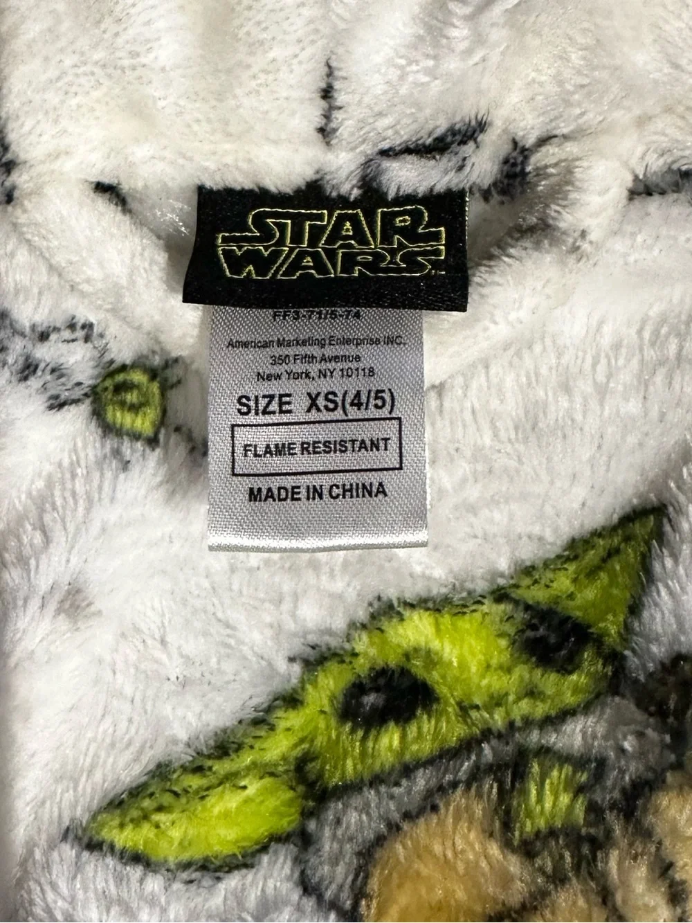 Star Wars Kids Plush Robe with Green Grogu & White Background